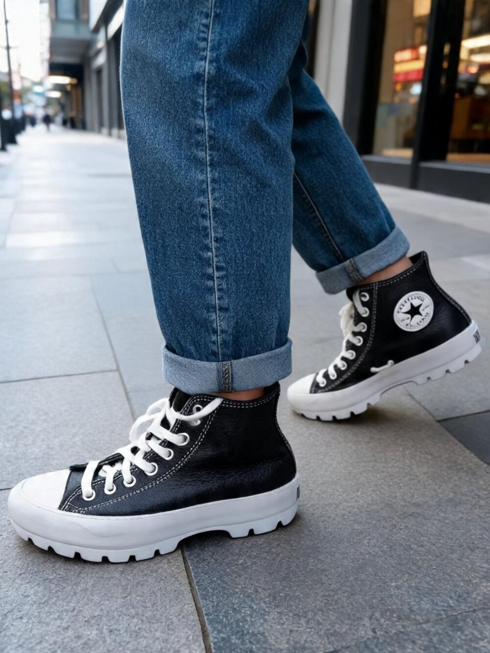 Converse Chuck Taylor All Star Leather High Top